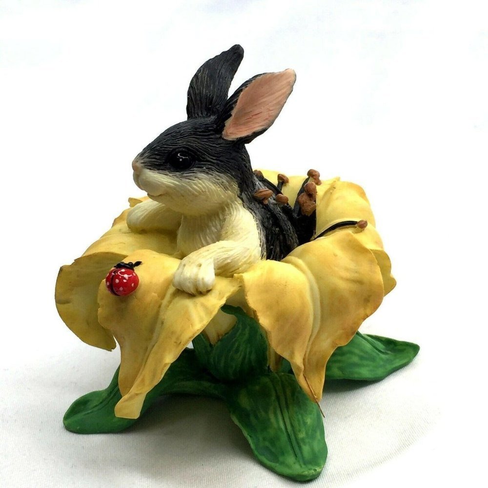 Charming Tails Bunny Binkey In A Lily 89/305 RARE Older Version Dean Griff 1993 - Picture 2 of 11
